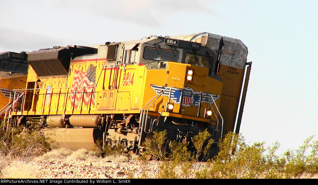 WB Manifest Frt at Erie NV W-MdTrnSlv  -136